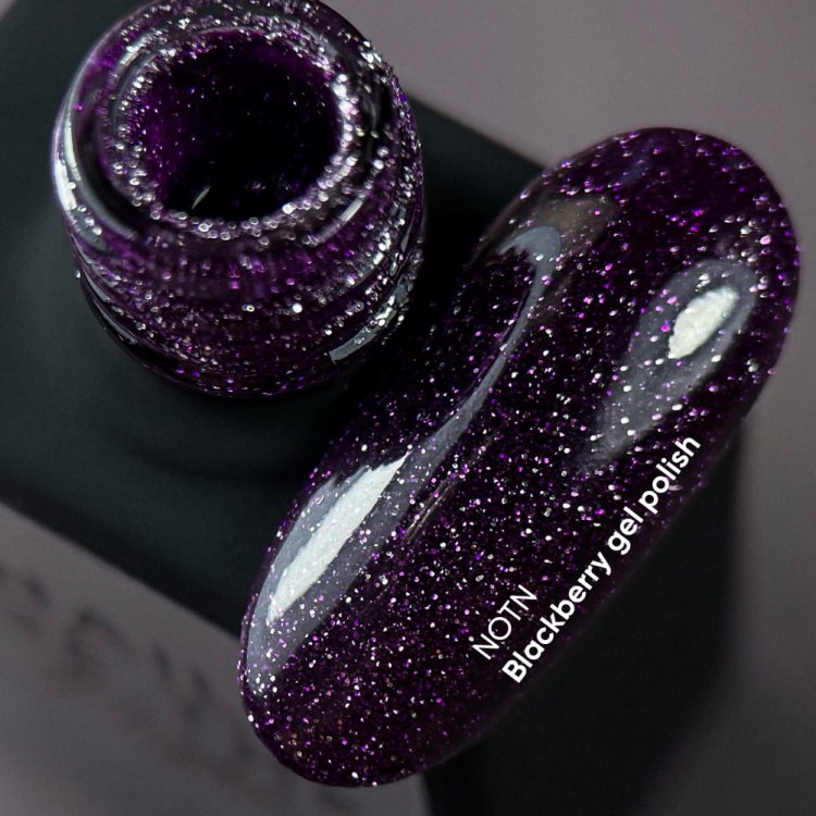 notn_blackberry-gel-polish_photo.jpg